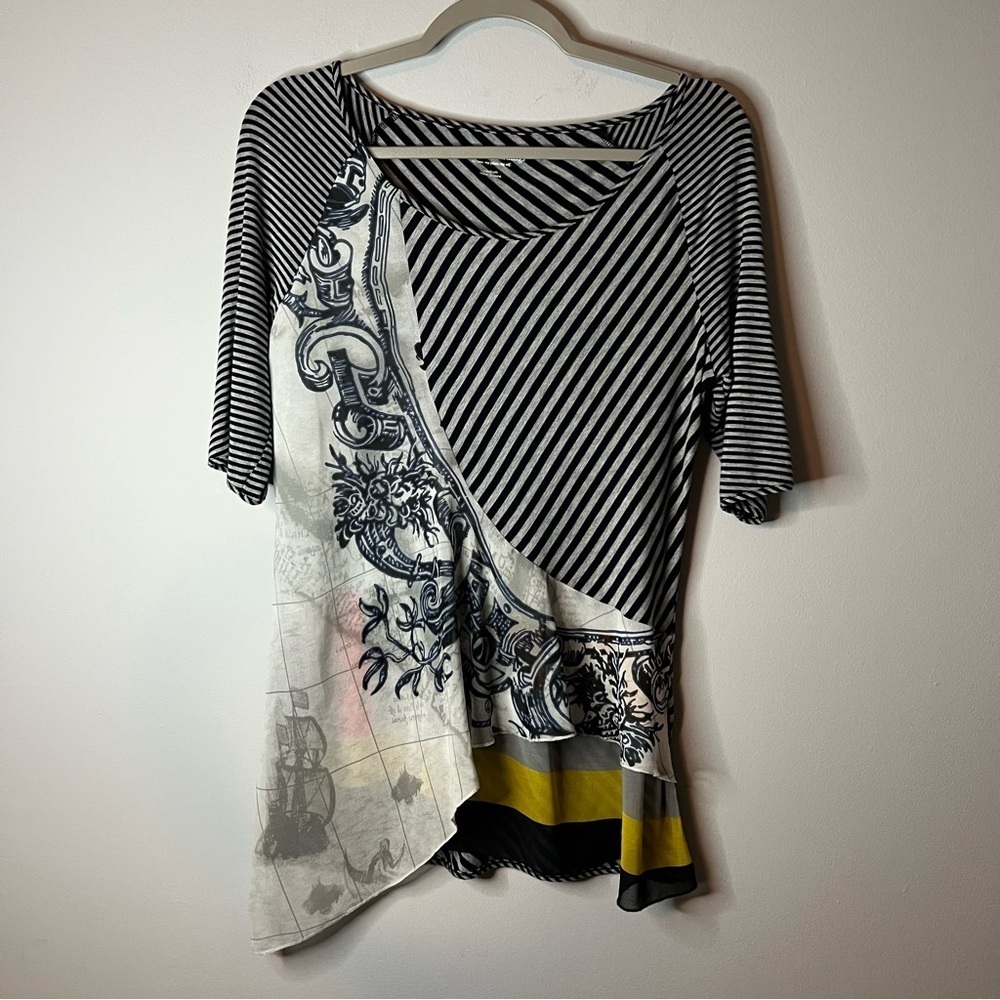 Women’s Soft Surroundings striped detailed blouse size medium M